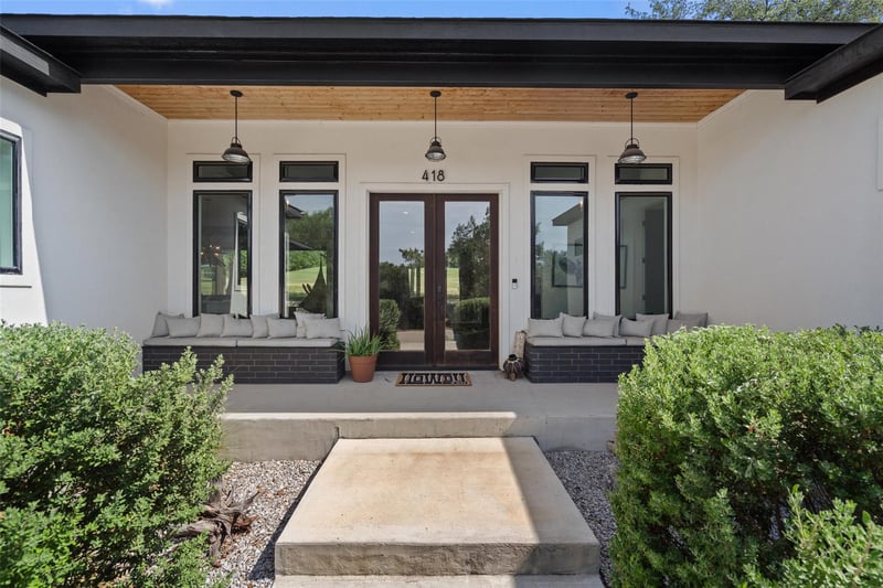 418 Venture BLVD, Point Venture, TX 78645