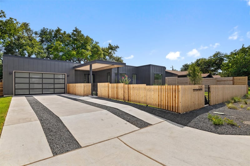2305 Southern Oaks DR, Austin, TX 78745