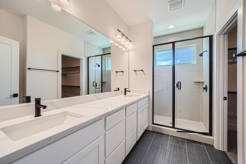 1531 Red Bud LN #33, Round Rock, TX 78665