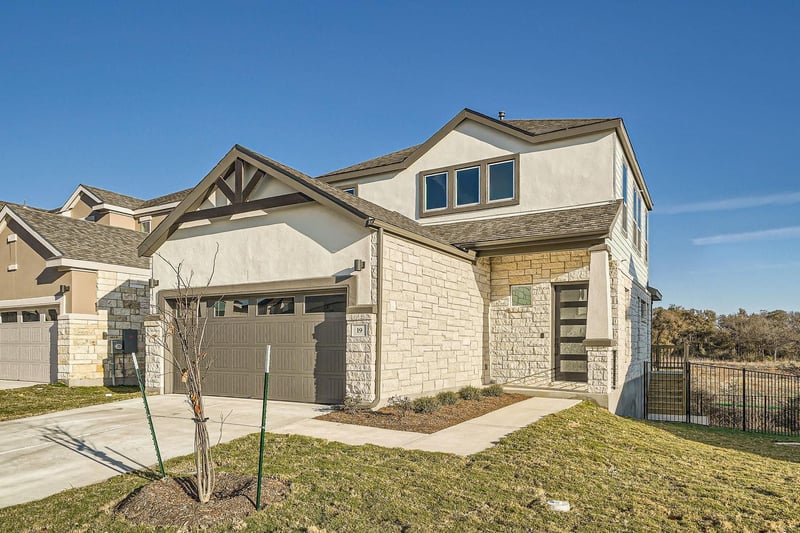 1531 Red Bud LN #19, Round Rock, TX 78665