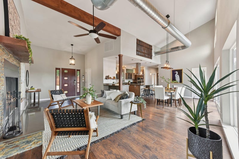 471 Turkey DR, Dripping Springs, TX 78620