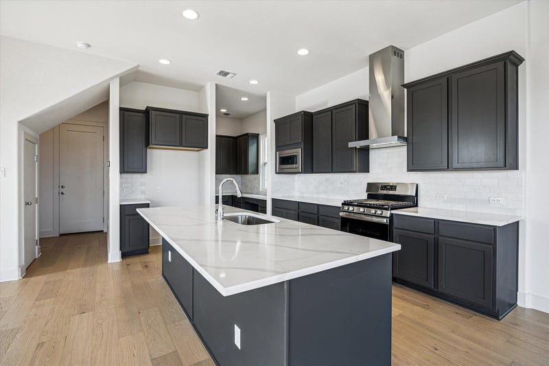 1531 Red Bud LN #25, Round Rock, TX 78665