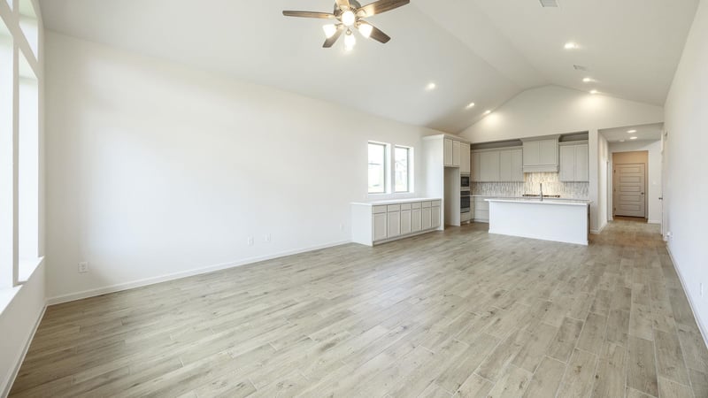 180 Covered Bridge TRL, Liberty Hill, TX 78642