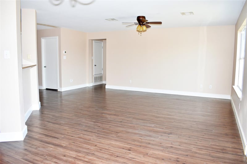 804 Lavaca Loop, Elgin, TX 78621
