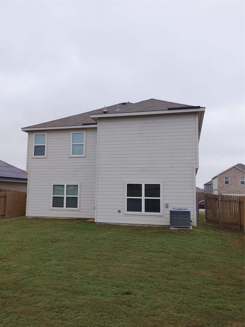 14024 Prairie Schooner Ps, Elgin, TX 78621