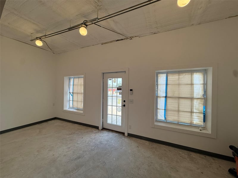 117 S Main ST, Elgin, TX 78621