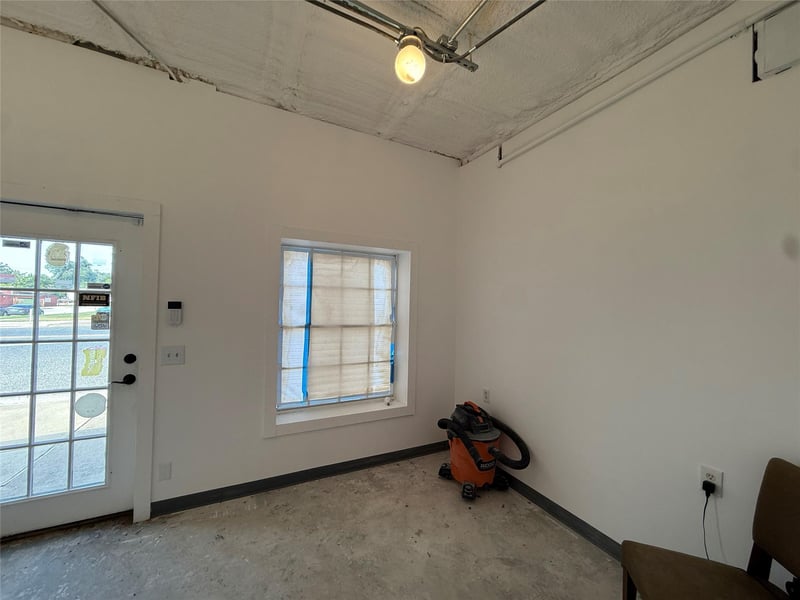 117 S Main ST, Elgin, TX 78621