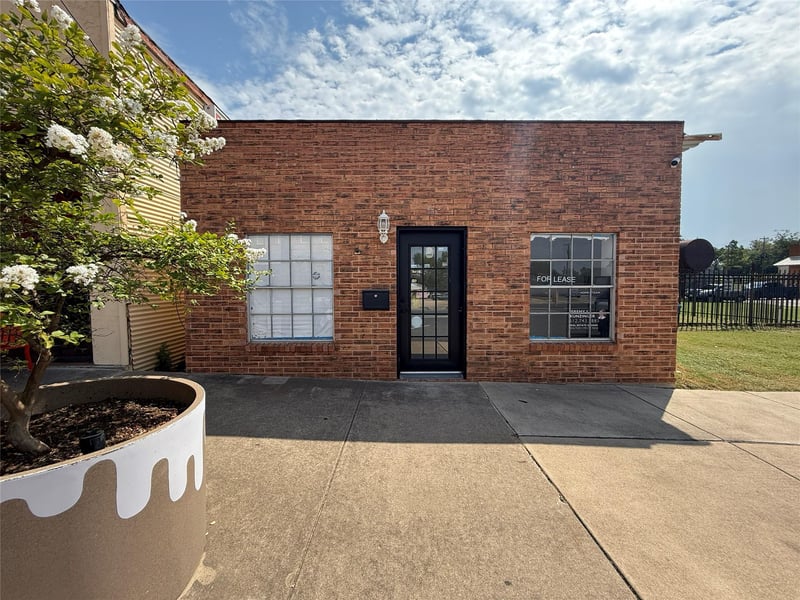 117 S Main ST, Elgin, TX 78621