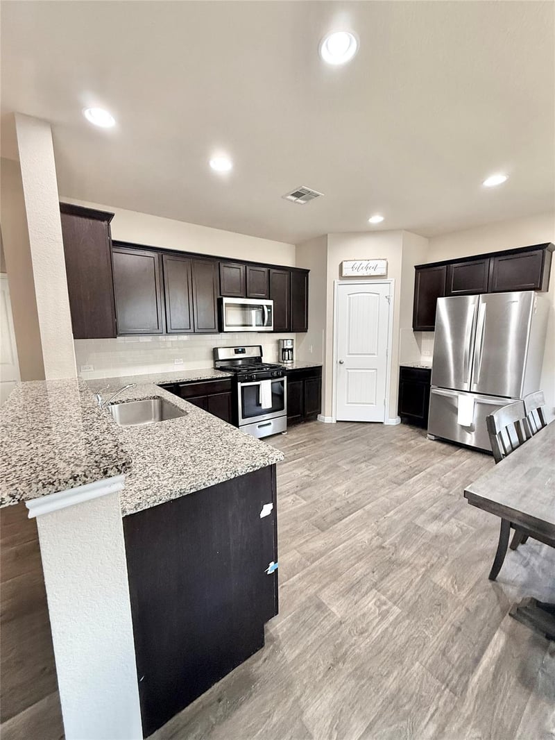 380 Blue Sage DR, Leander, TX 78641