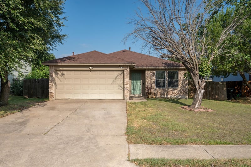409 Ballentine CT, Hutto, TX 78634