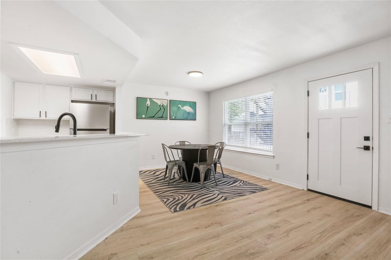 923 41st ST #102, Austin, TX 78751