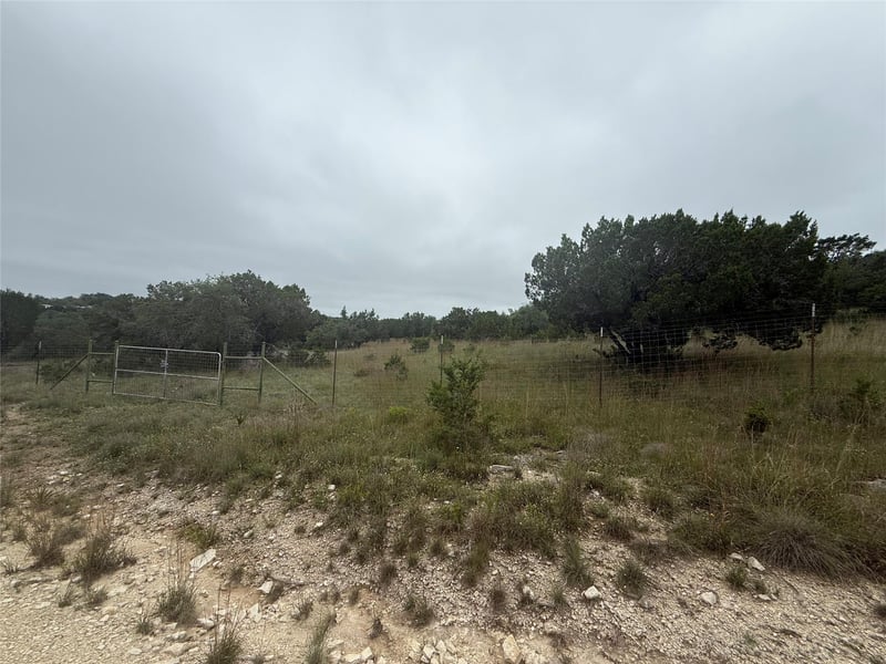 11185 State Highway 71 Hw, Spicewood, TX 78669