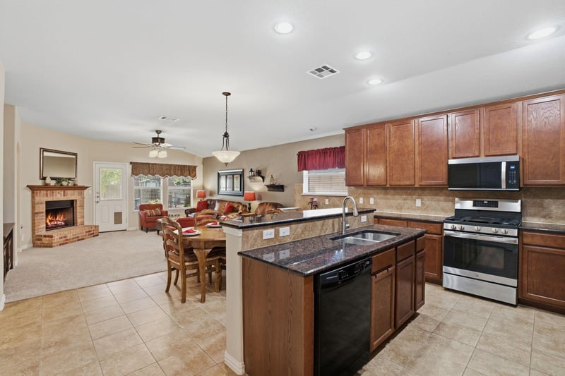 2024 Pecan Valley DR, Leander, TX 78641