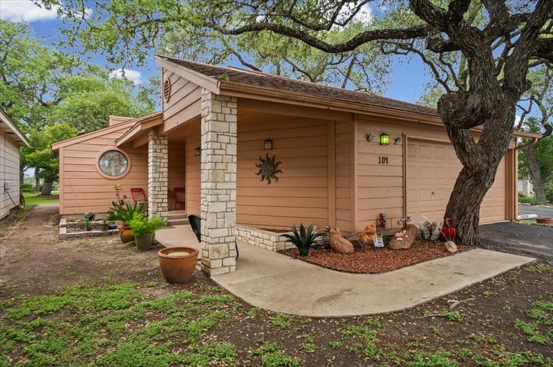 104 Overlook CIR, Wimberley, TX 78676