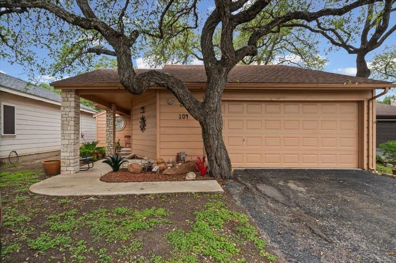 104 Overlook CIR, Wimberley, TX 78676
