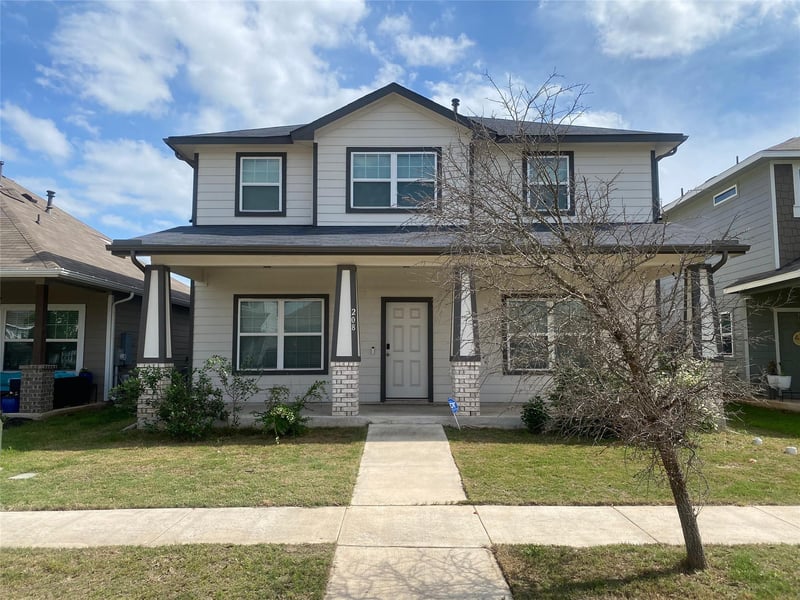 208 Eagle Lake DR, Hutto, TX 78634