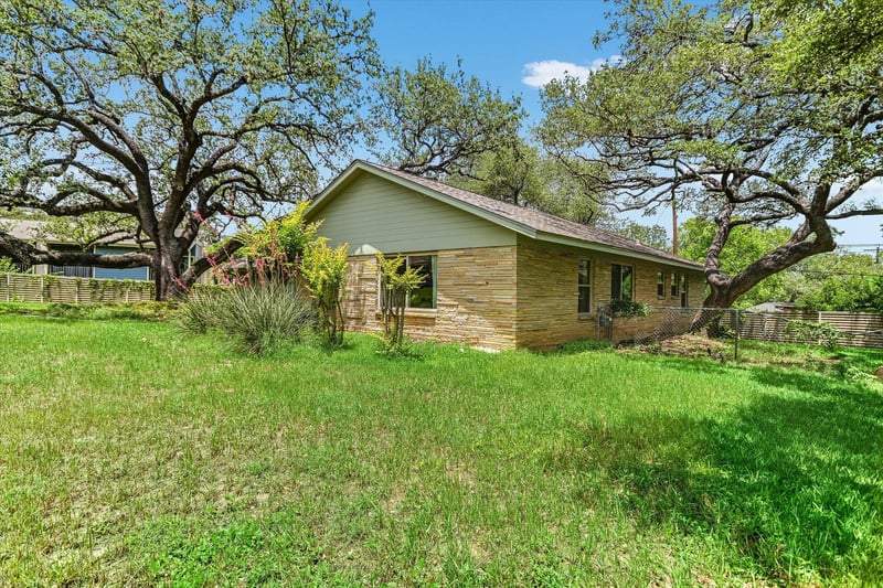 502 Sunset CIR, Austin, TX 78704