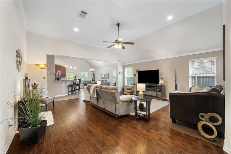 3000 Rio Verde DR, Leander, TX 78641