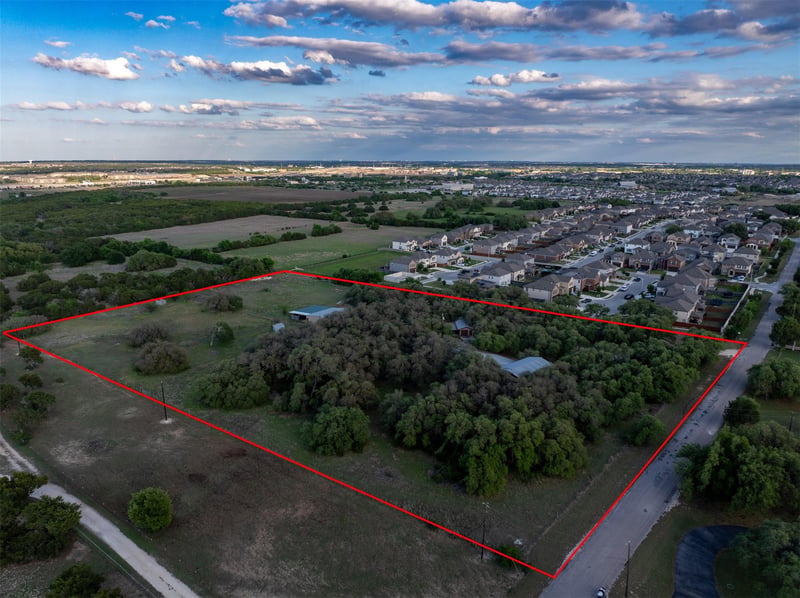 1050 Oak Grove RD, Leander, TX 78641