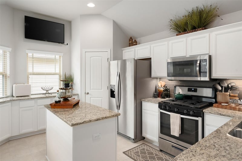 702 Silo ST, San Marcos, TX 78666