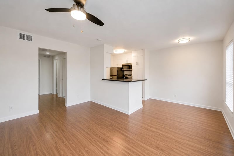2207 Leon ST #104, Austin, TX 78705