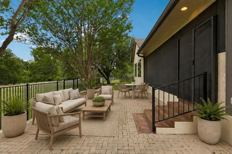 109 Crystal Springs DR, Georgetown, TX 78633