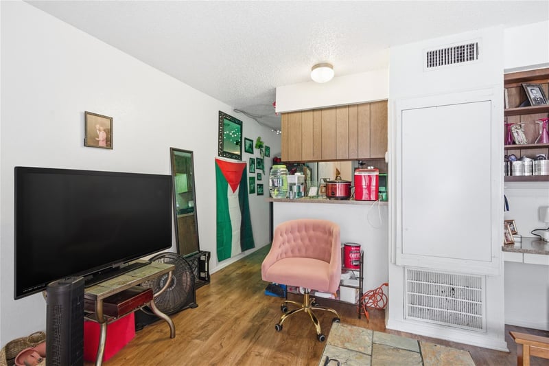 2801 Hemphill Pk #A103, Austin, TX 78705