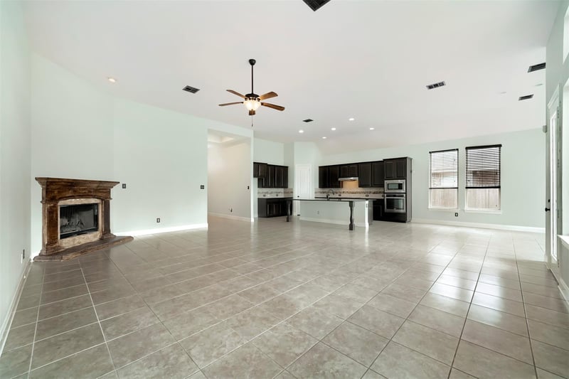 1012 Hillrose DR, Leander, TX 78641