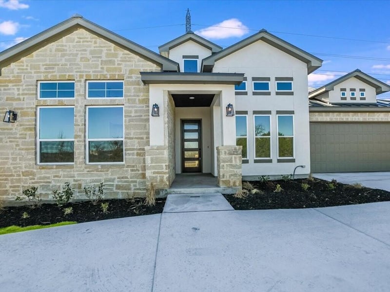 718 Indian Paint BLVD, Horseshoe Bay, TX 78657