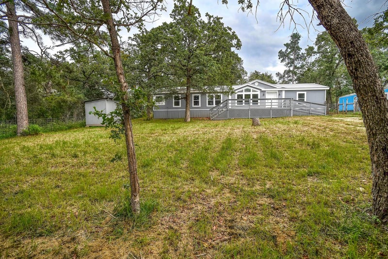 127 Serenity DR, Bastrop, TX 78602