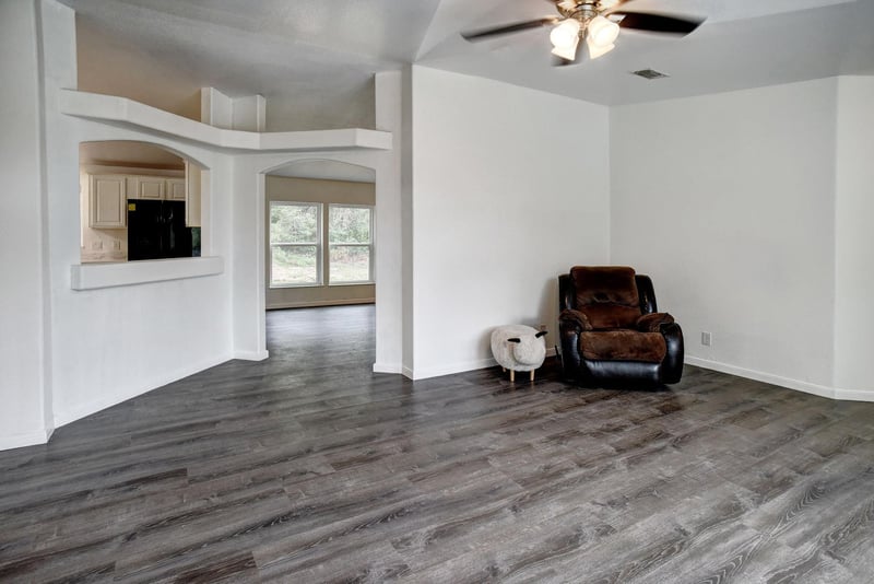 127 Serenity DR, Bastrop, TX 78602