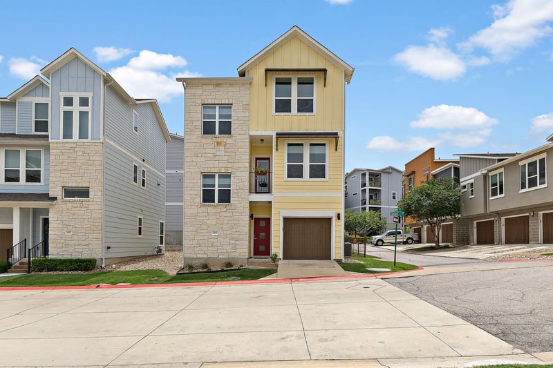 1913 Teagle DR, Austin, TX 78741