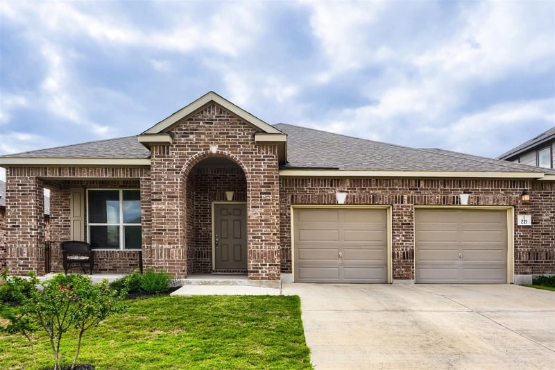 221 Auburn ST, Kyle, TX 78640