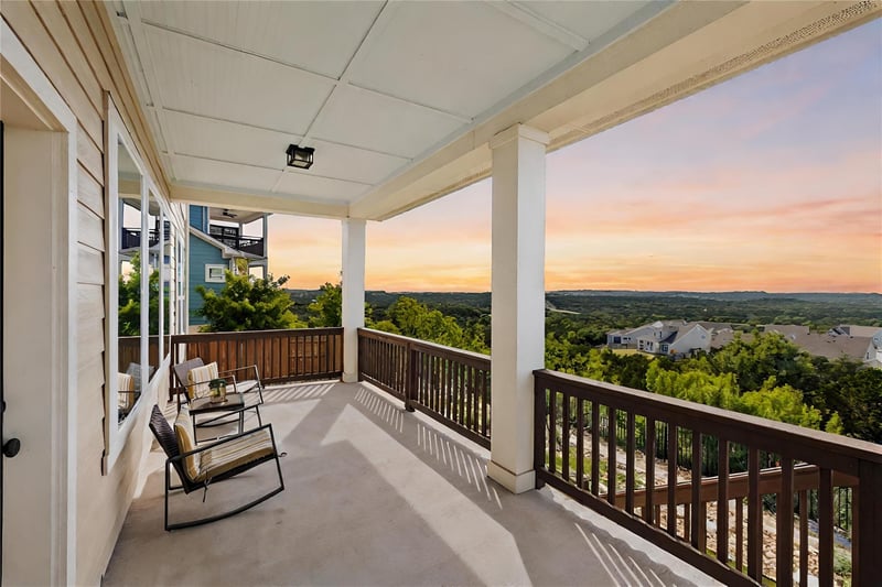 417 Dayridge DR, Dripping Springs, TX 78620