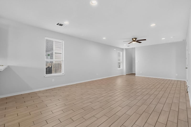104 Batjac Aly, Jarrell, TX 76537