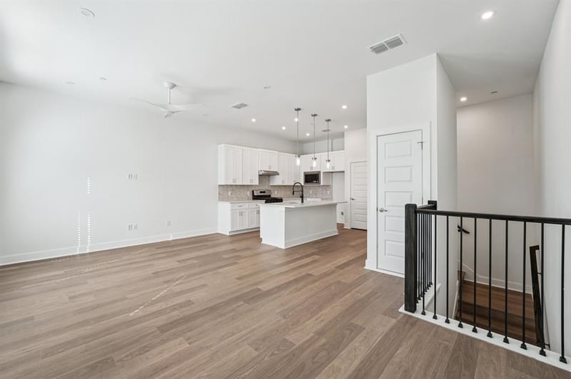 200 56th ST #8104, Austin, TX 78751