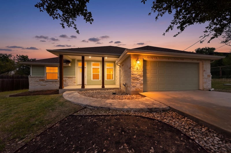 5 Las Flores DR, Wimberley, TX 78676