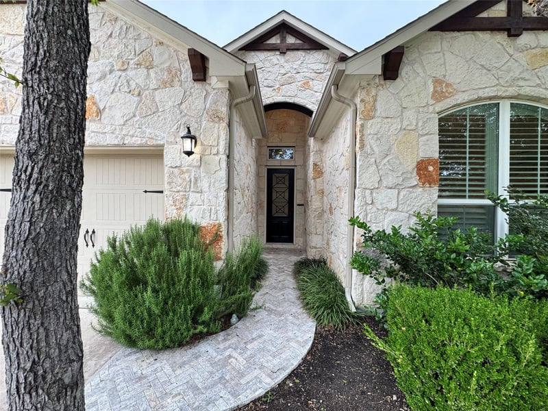 404 Happy Cow LN, Cedar Park, TX 78613