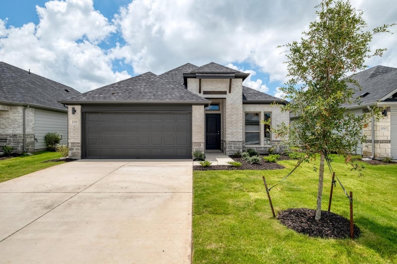 108 Malibu , Hutto, TX 78634