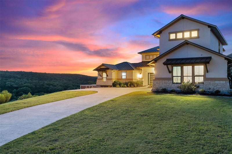713 Laughing Dog CT, Leander, TX 78641