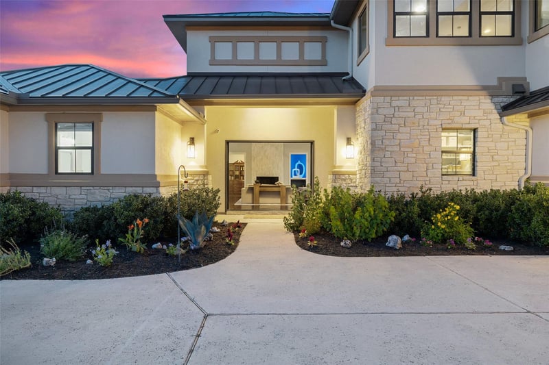 713 Laughing Dog CT, Leander, TX 78641