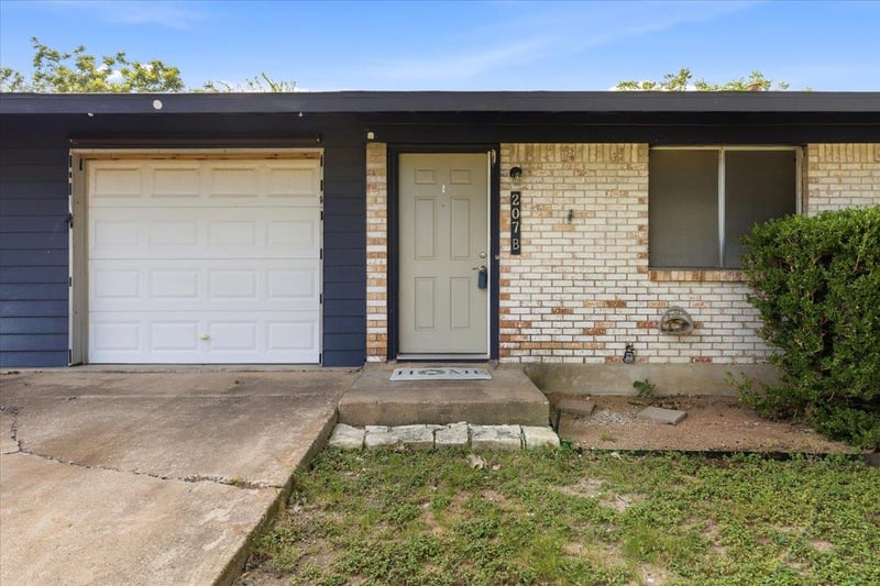 207 Noton ST #A, Pflugerville, TX 78660