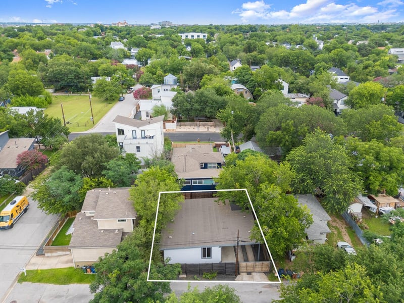 2103 14th ST #B, Austin, TX 78702