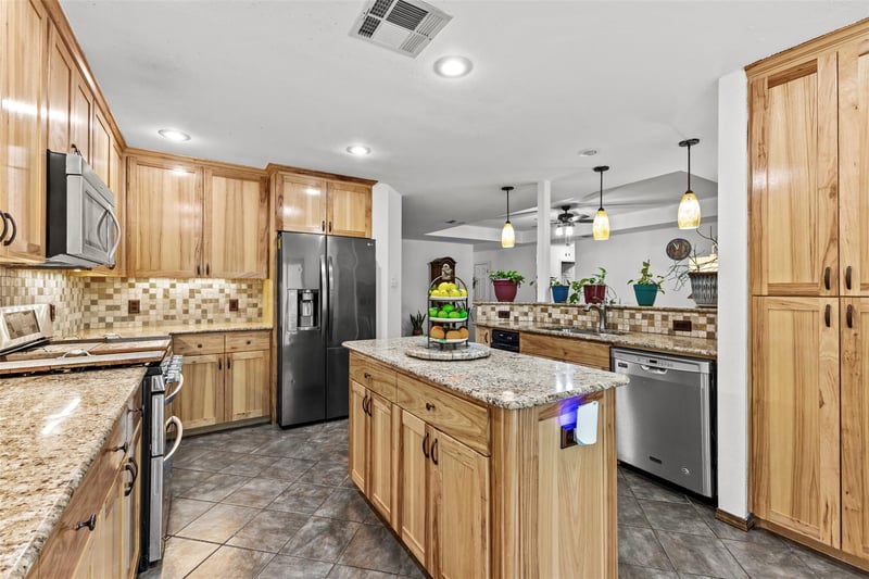 7513 Vol Walker DR, Austin, TX 78749