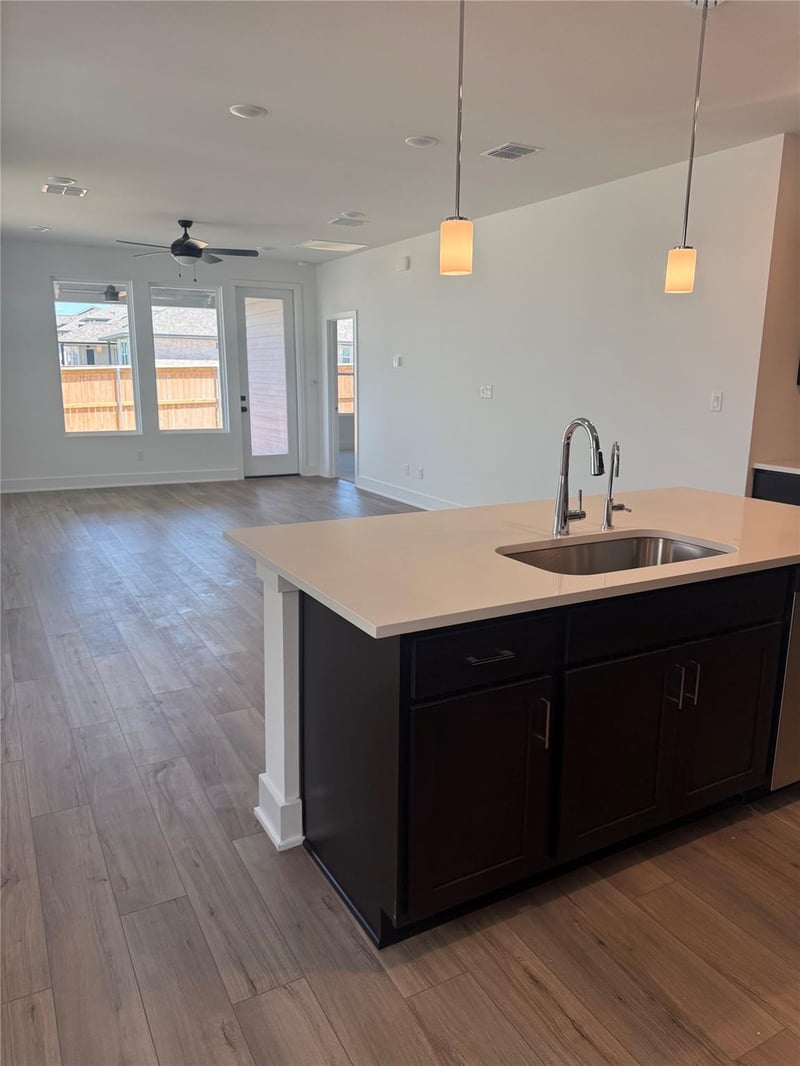 537 Bauer Loop, Liberty Hill, TX 78642