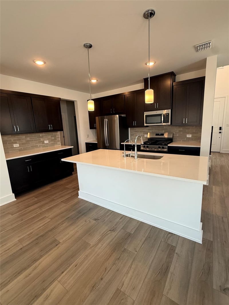 537 Bauer Loop, Liberty Hill, TX 78642