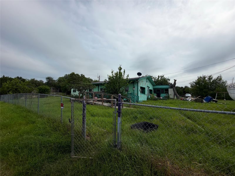 526 Scott Way, Canyon Lake, TX 78133