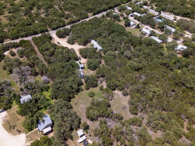 502 Wayside DR, Wimberley, TX 78676