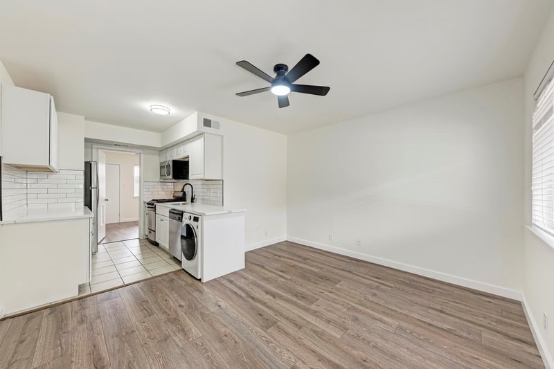 1010 23 ST #11, Austin, TX 78705