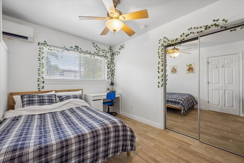 304 33rd ST #4, Austin, TX 78705